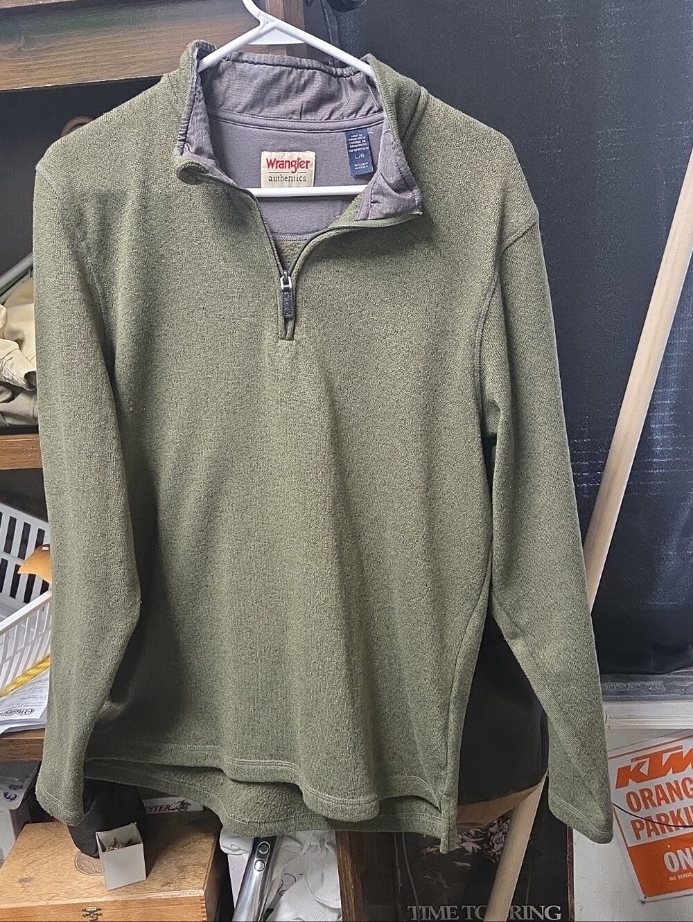Wrangler Men’s Olive Green Half-Zip Fleece Pullover